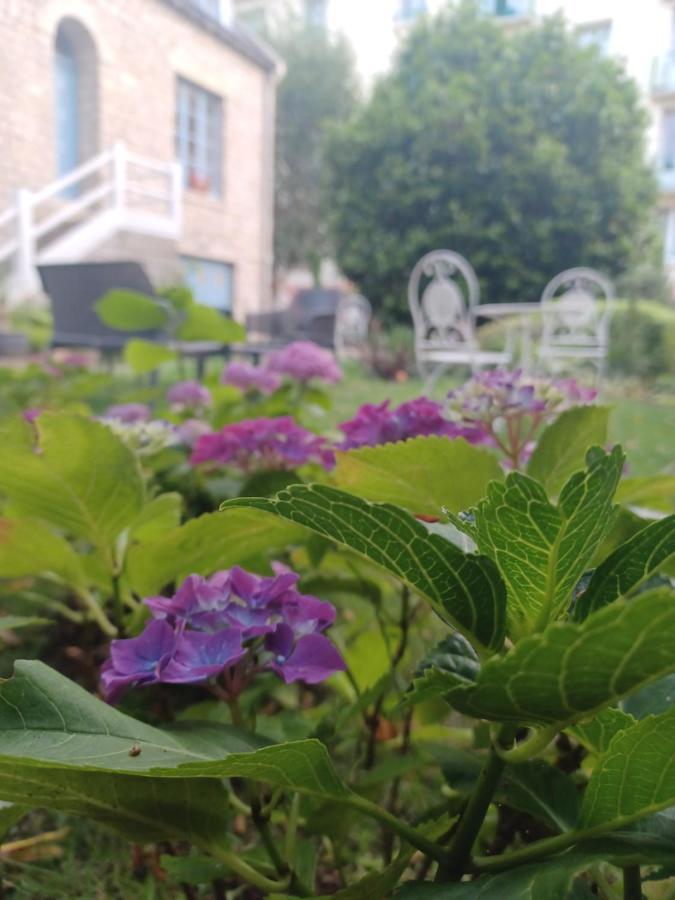 Bed and Breakfast Le Banellou Quimper Esterno foto